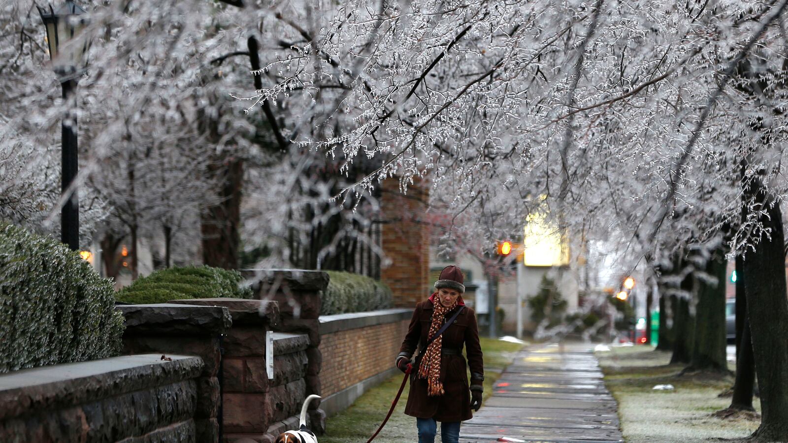 cheats/2013/12/25/thousands-without-power-on-xmas/131225-winter-storm-cheat_ls1abd