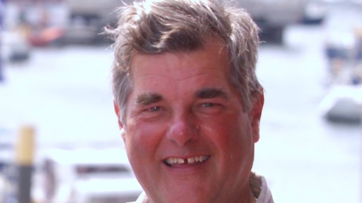 articles/2012/12/01/nick-crews-s-daughter-on-her-dad-s-viral-smackdown/crocker-crews-missile-tease_mgh3mh