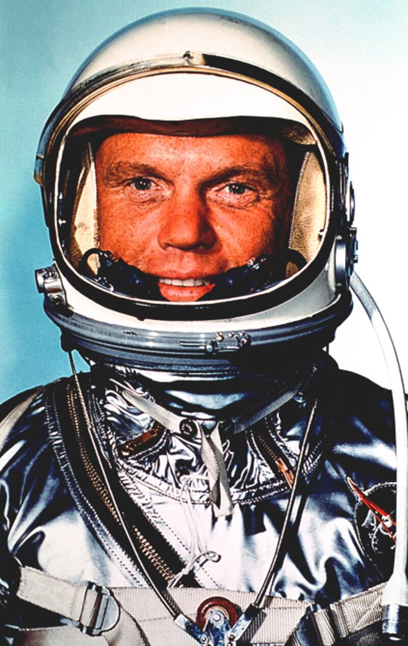 galleries/2011/04/28/great-moments-in-space/great-moments-in-space---glenn_fk06xl