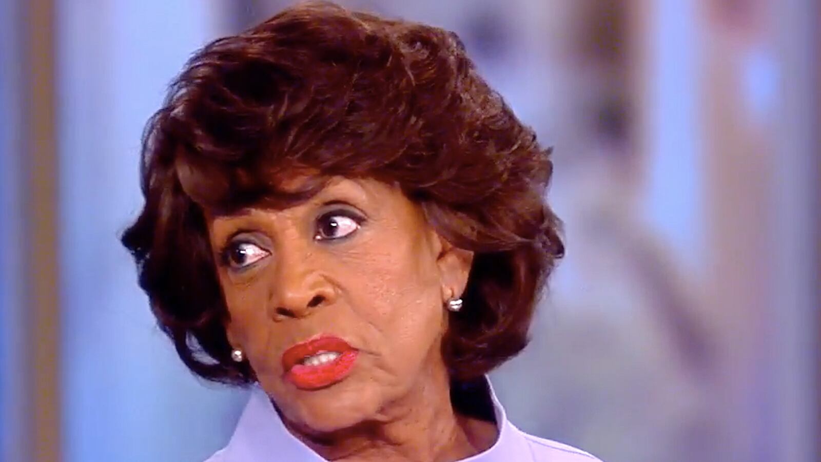 170803-Wilstein-Maxine-Waters-hero_smovqs