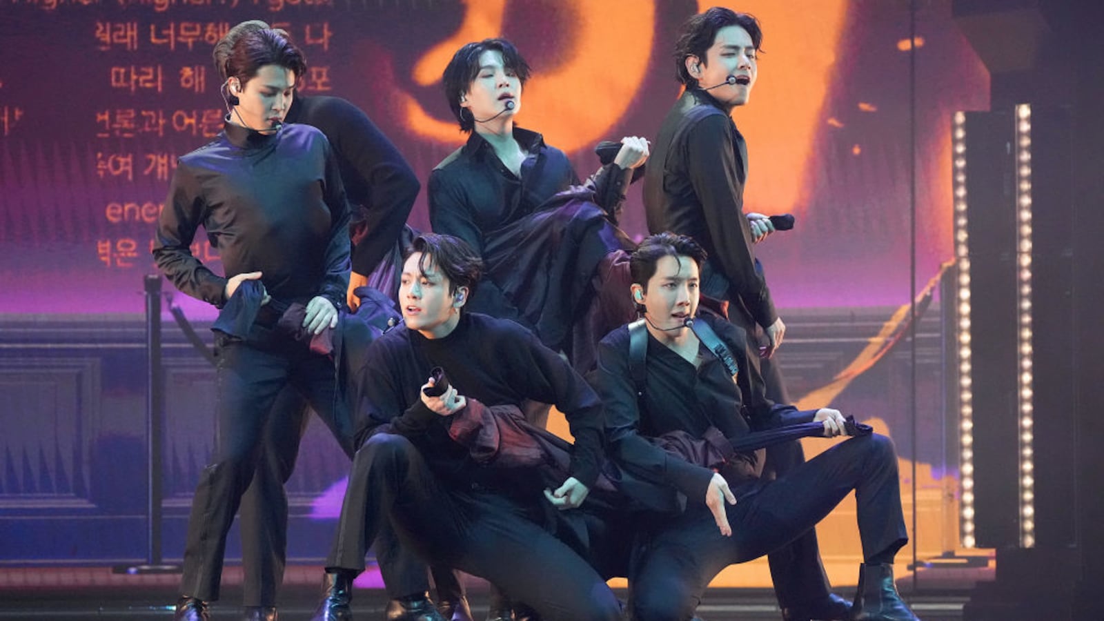 GettyImages-1389407891_g3knhx