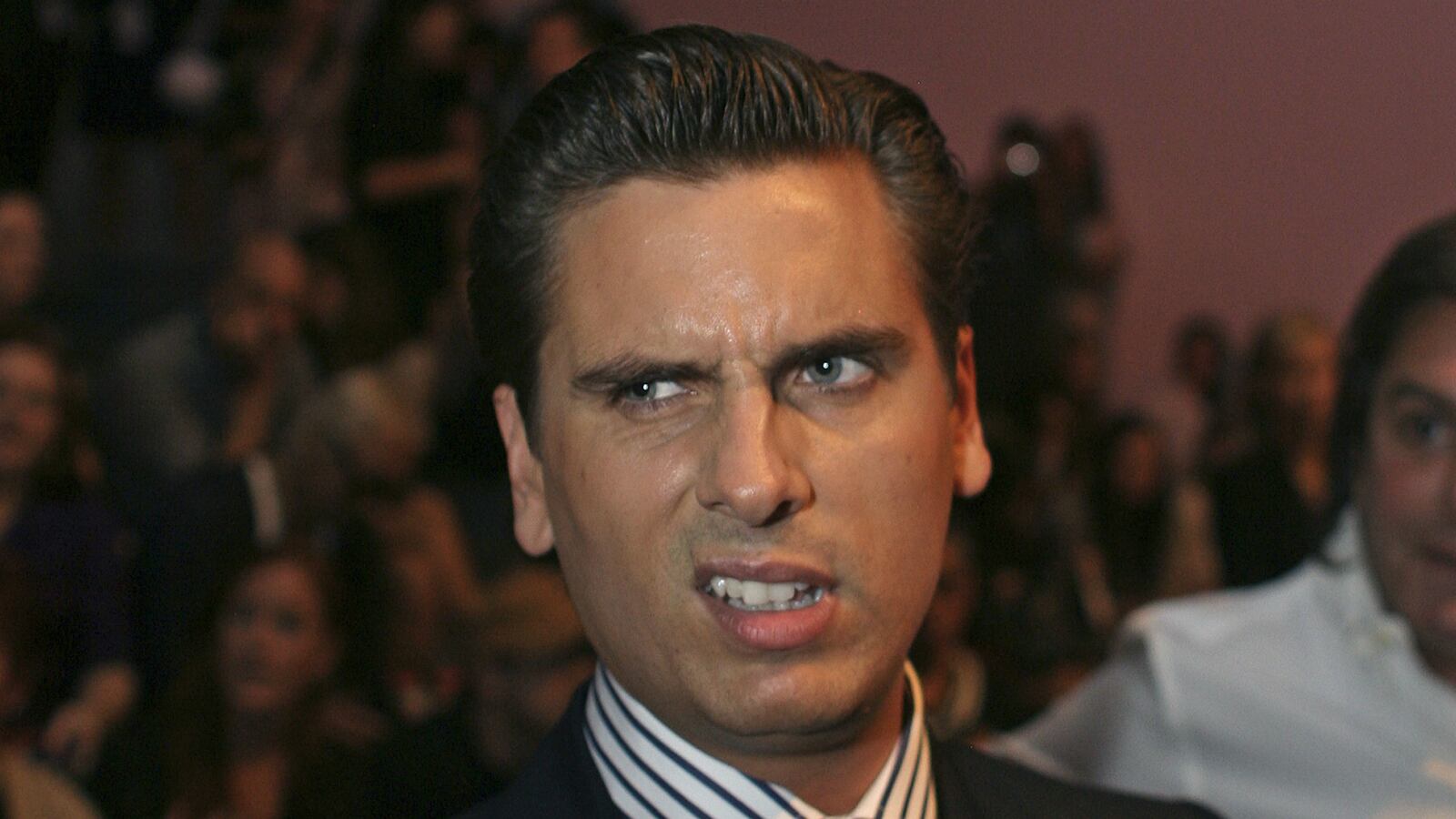 cheats/2015/07/06/kourtney-kardashian-dumps-lord-disick/150706-discik-cheat_tnbaip