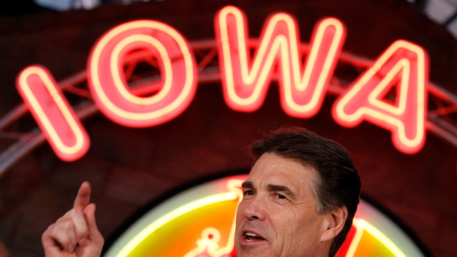 articles/2011/08/17/rick-perry-s-domino-effect-what-obama-bachmann-romney-others-must-do/perry-changes-race-lawrence_cfmihb