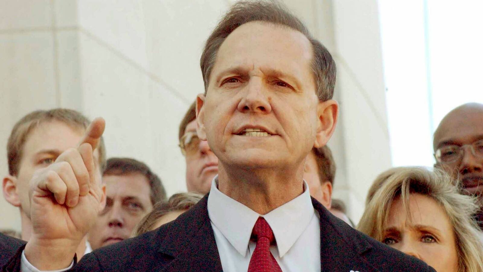 cheats/2017/04/26/roy-moore-to-run-for-jeff-sessions-s-senate-seat/170426-roy-moore-cheat_natgii