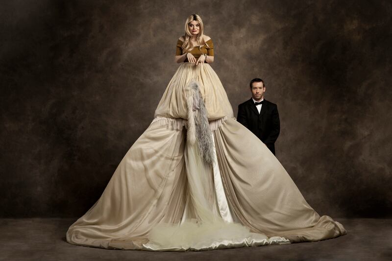 articles/2012/05/31/very-mary-kate-mary-kate-olsen-s-online-impersonator/very-mary-kate-wilkinson_ufcxvj