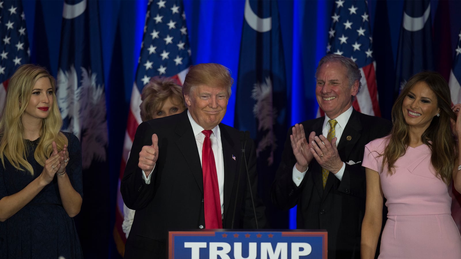 articles/2016/02/21/trump-smirks-as-beltway-gop-crumbles/160220-nuzzi-trump-tease_ty1vus