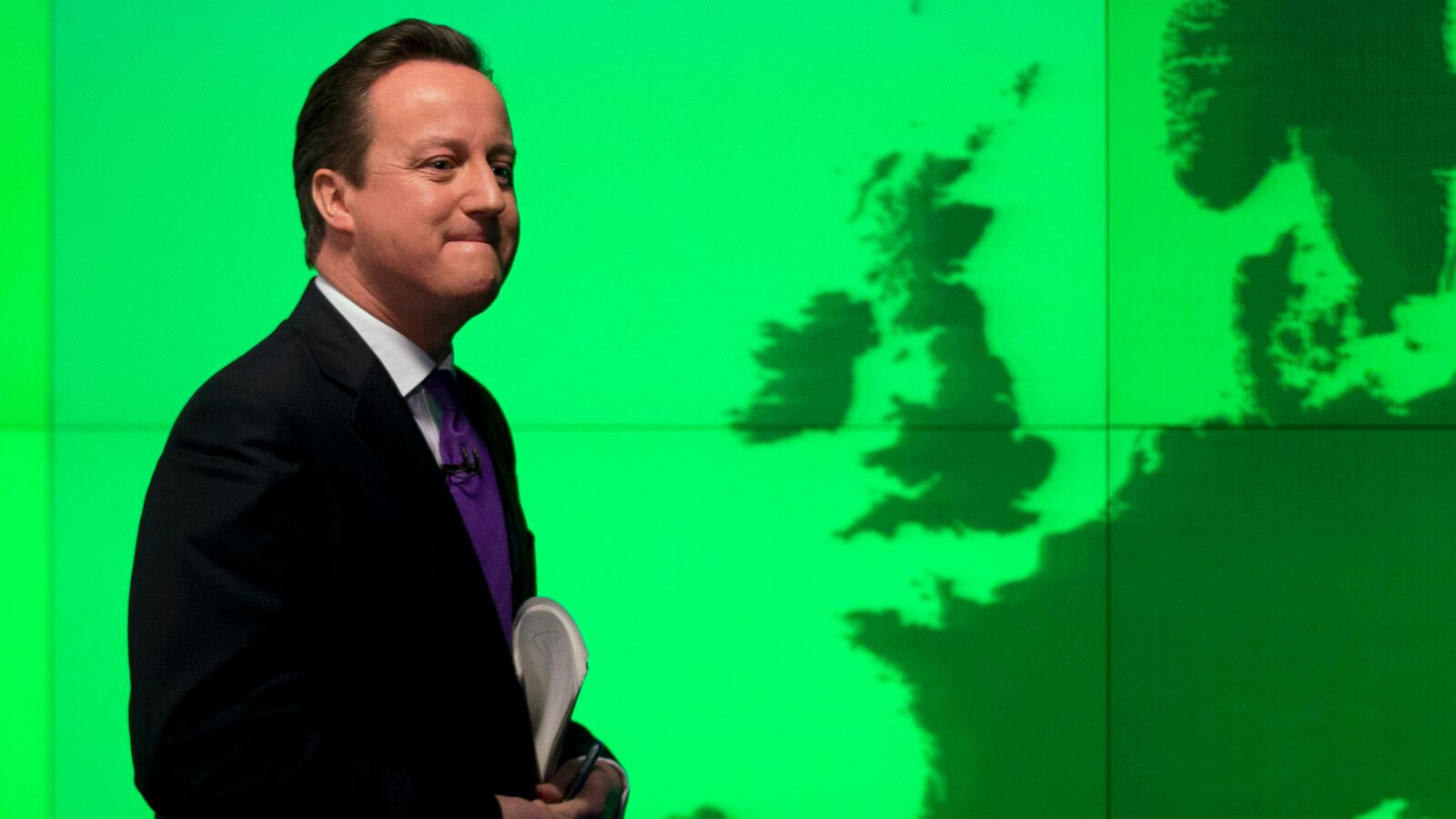 cheats/2013/01/23/cameron-pledges-referendum-on-eu/130123-cameron-england-eu-cheat_mi0r5k