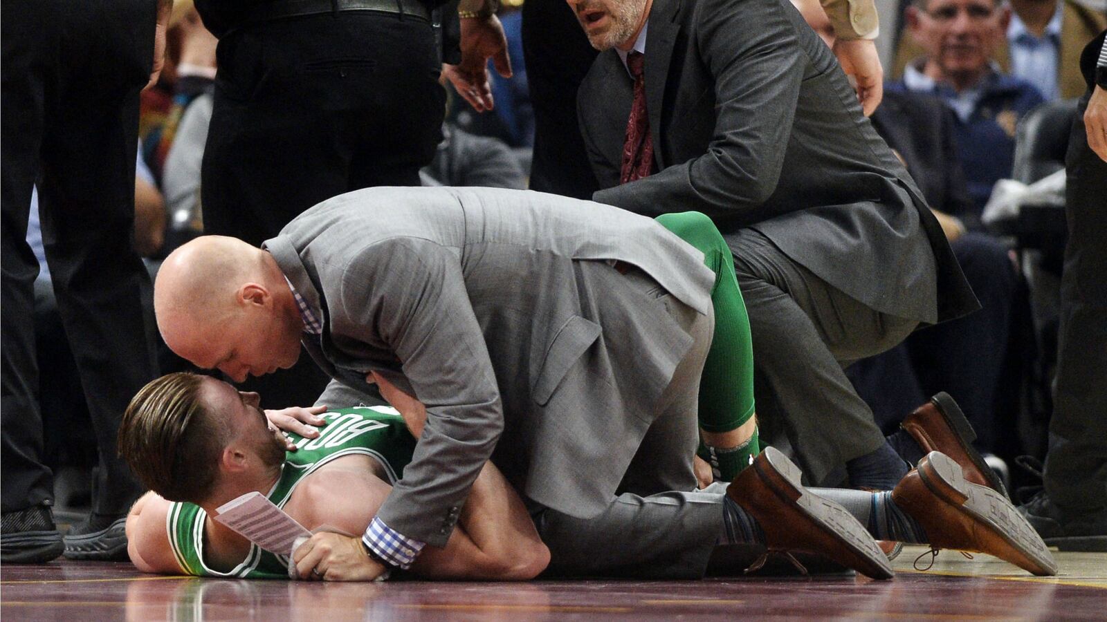 171017-hayward2-cheat_nlo8bd