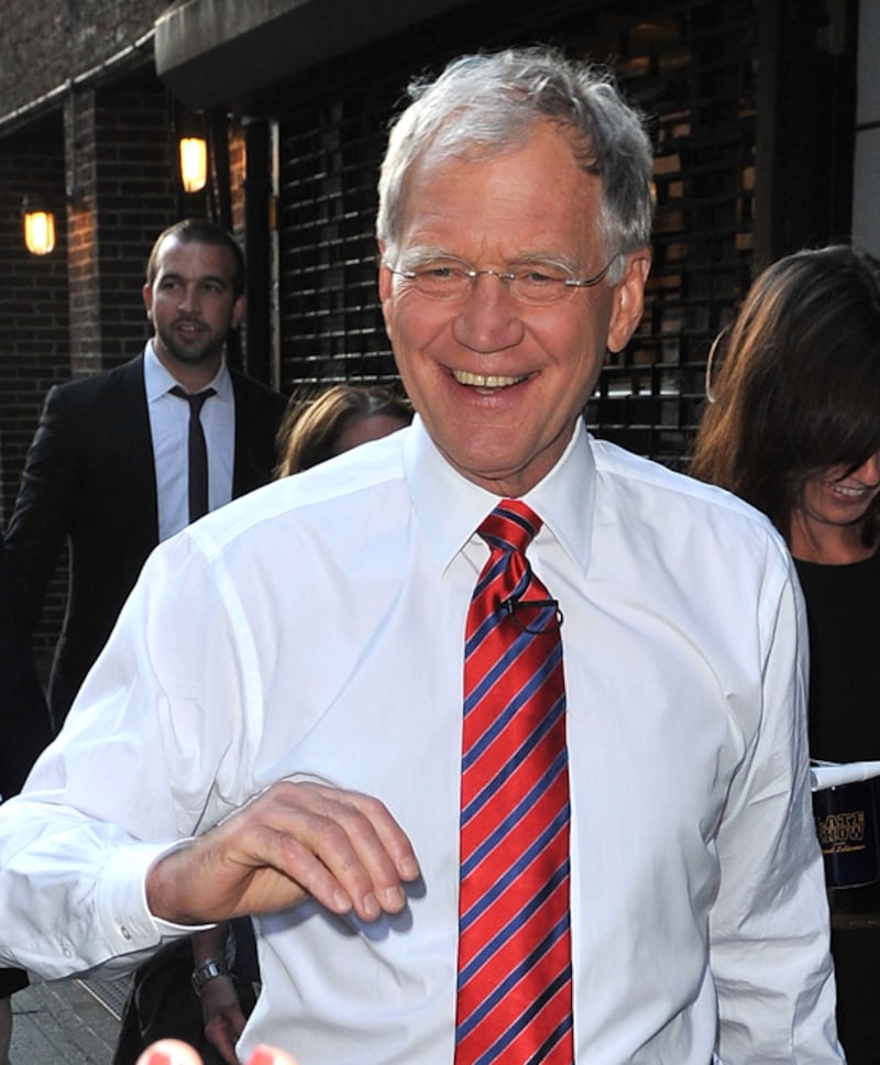 galleries/2010/09/16/oprah-feuds/oprah-feuds---david-letterman_rav7qh