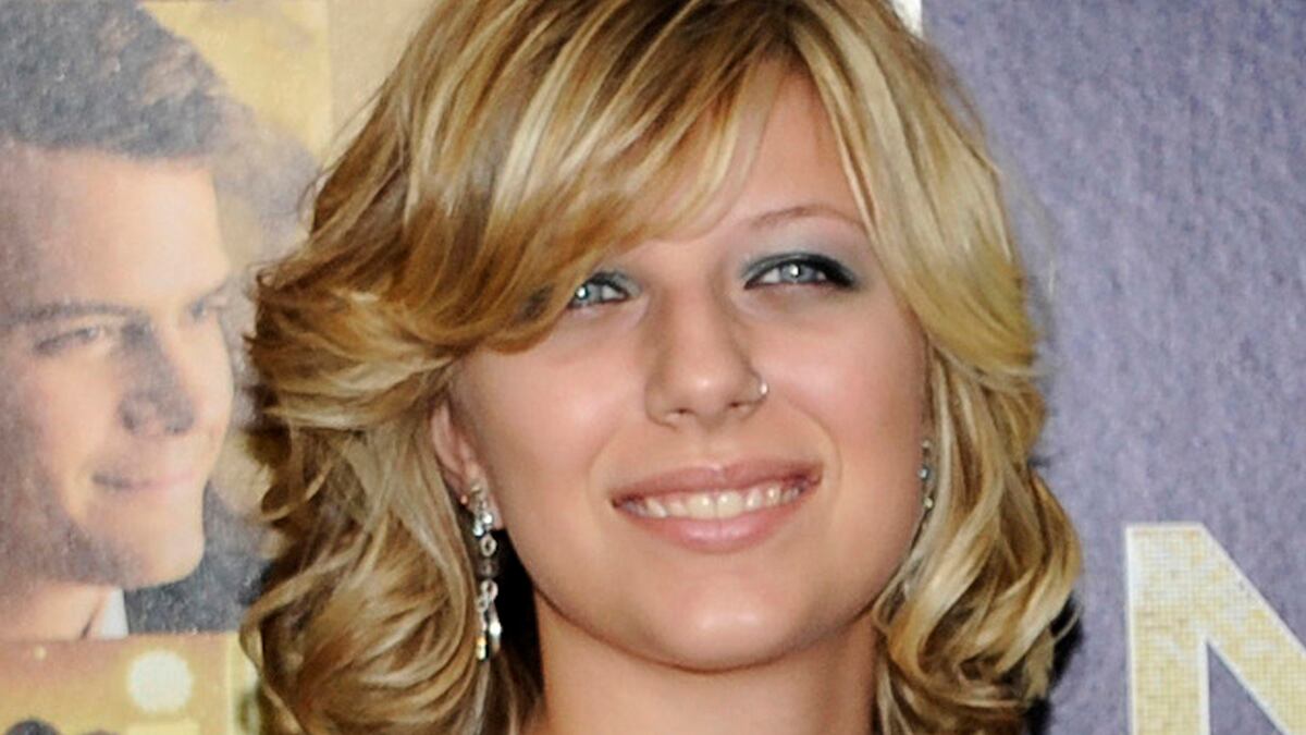 cheats/2012/11/16/bon-jovi-s-daughter-dodges-charges/bon-jovi-daughter-heroine-cheat_ge0pqn