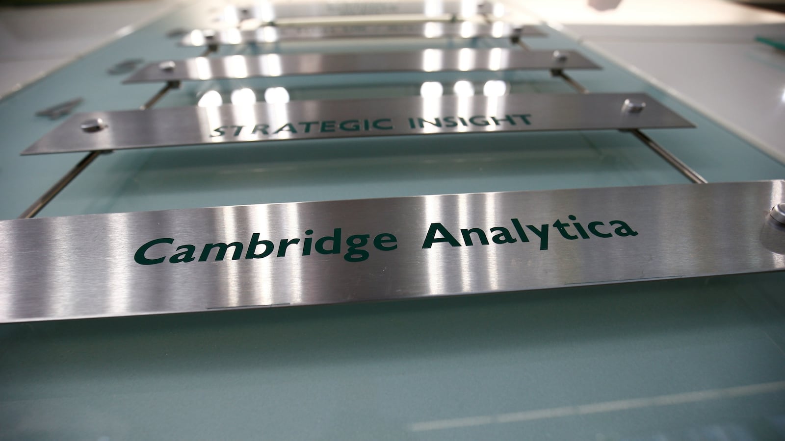 180325-scl-elections-brochure-boasts-cheat_e845z7