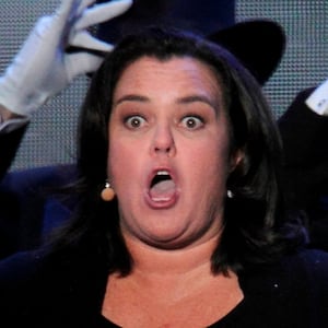 Former talk show host Rosie O’Donnell sings during the taping of “Oprah’s Surprise Spectacular” in Chicago, May 17, 2011. O’Donnell revealed details about a potential return to daytime television. REUTERS/John Gress (UNITED STATES - Tags: ENTERTAINMENT PROFILE)