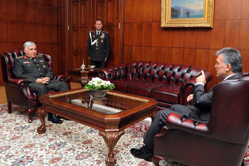 articles/2011/07/30/turkey-s-top-generals-resign-little-impact-on-turkish-politics/turkey-government-matthews_scly45