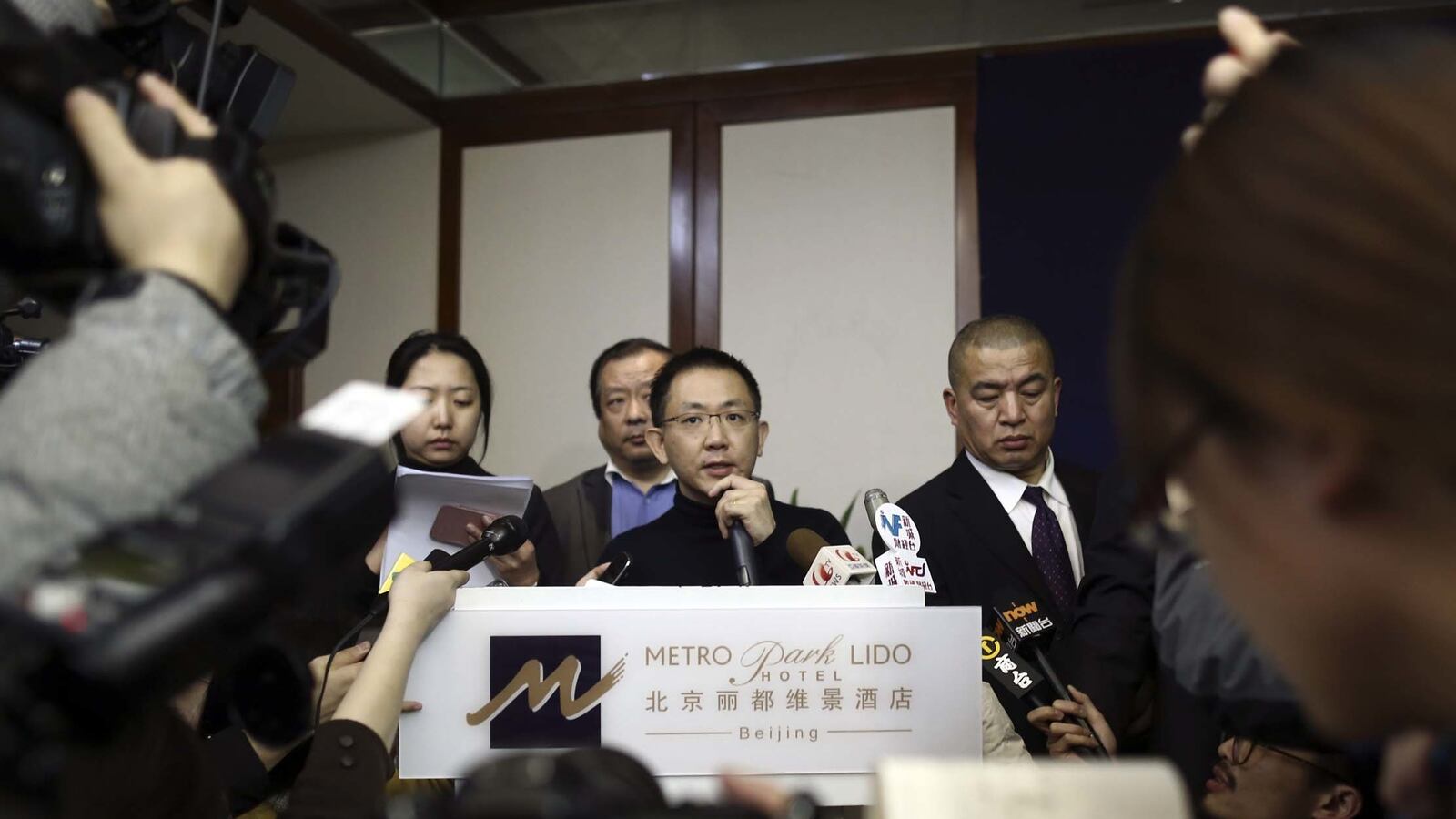 cheats/2014/03/08/search-still-on-for-malaysia-plane/140308-airlines-cheat_n7bxp9