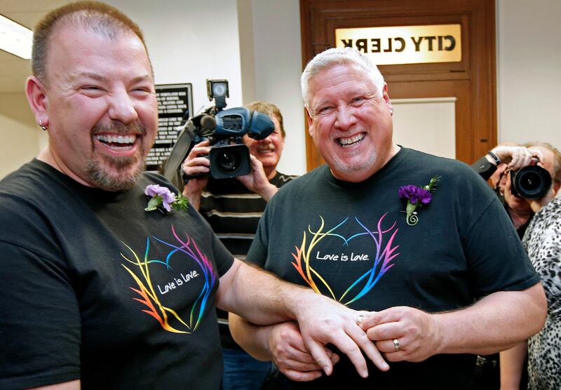 galleries/2012/12/06/first-same-sex-marriage-licenses-love-stories-from-washington-new-york-and-more-photos/first-same-sex-marriage-maine_h24aya