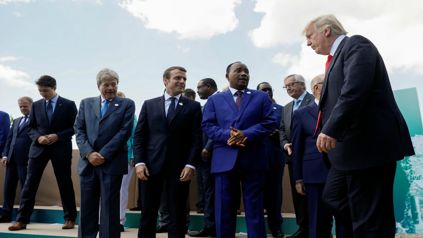 170527-g7-climate-change-trump-cheat_fjh2hb