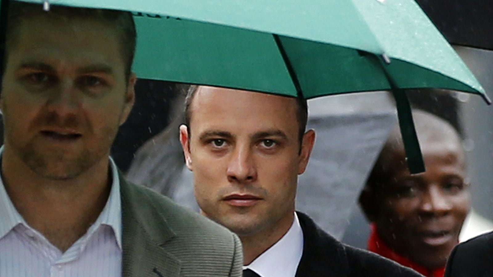 cheats/2015/08/17/pistorius-to-serve-sentence-in-mansion/150817-pistorious-cheat_fibfe4