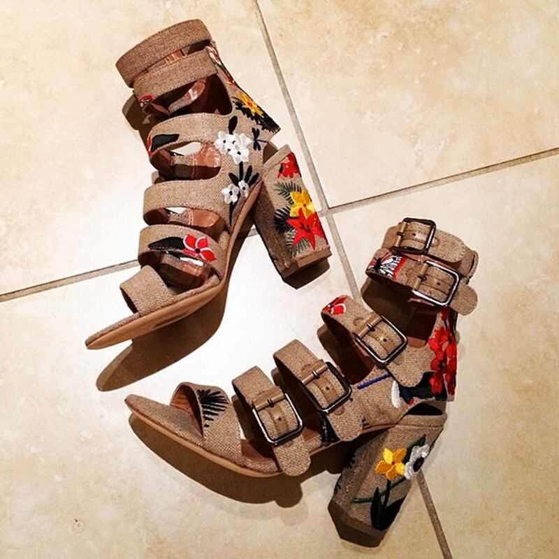 galleries/2014/04/05/from-beyonce-to-jared-leto-the-11-best-fashion-instagrams/140404-fashion-instas-manrepeller_ysfhct