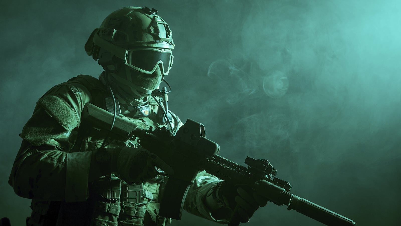 articles/2015/05/17/after-syria-raid-fbi-questions-isis-wife-and-yazidi-slave/150517-dettmer-syria-follow-tease_lla8ii