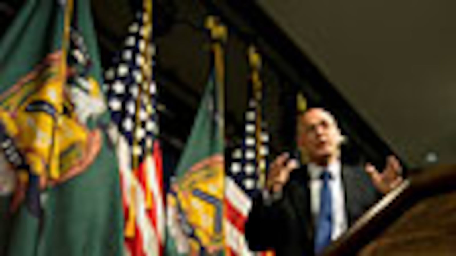 articles/2008/10/21/paulsons-puzzling-new-strategy-save-the-rainforests/cohan-paulson_1865_xdad2f