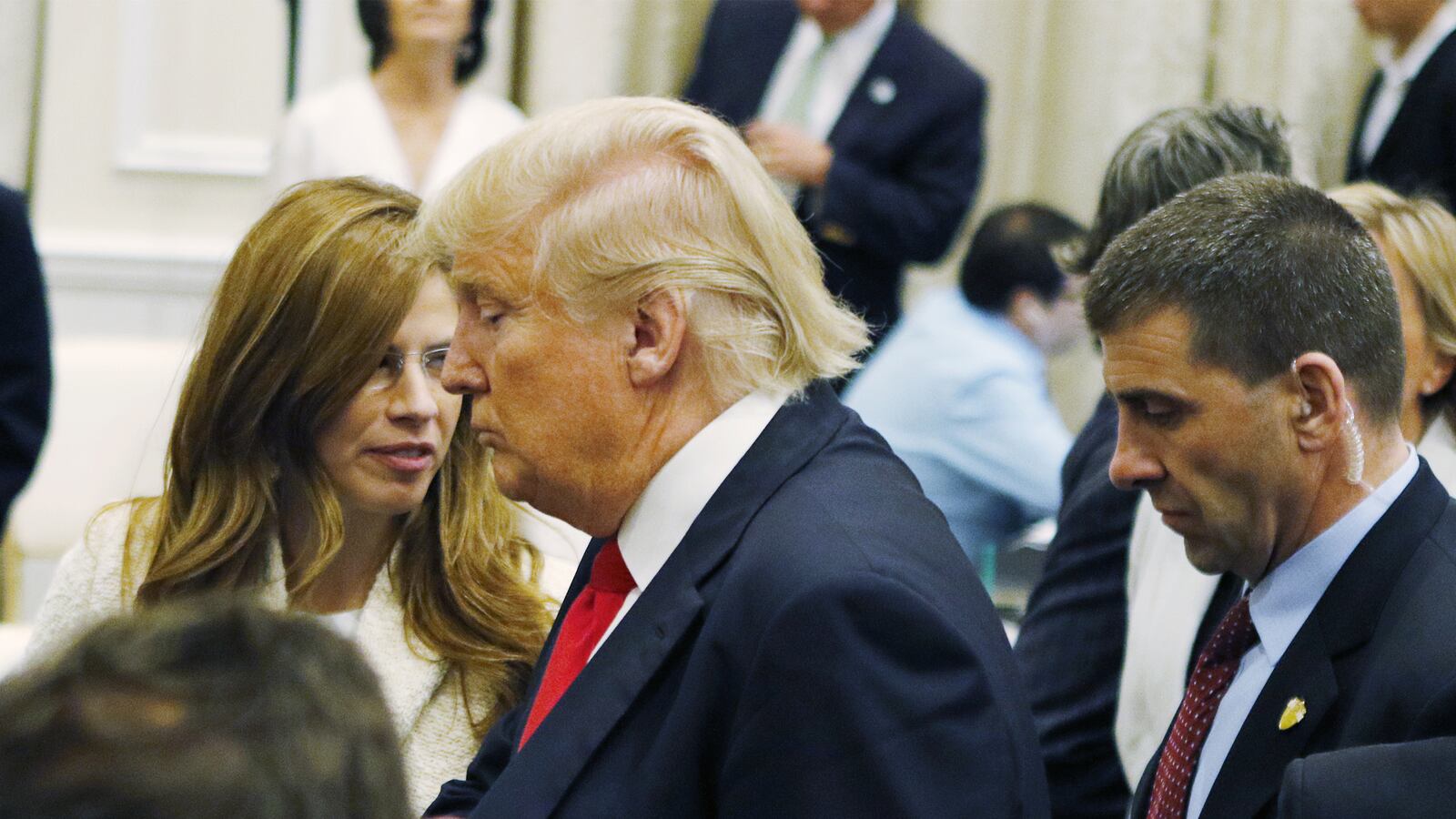 articles/2016/03/30/donald-trump-and-corey-lewandowski-s-victim-shaming-playbook/160329-taylor-trump-culture-tease_d2oqdr