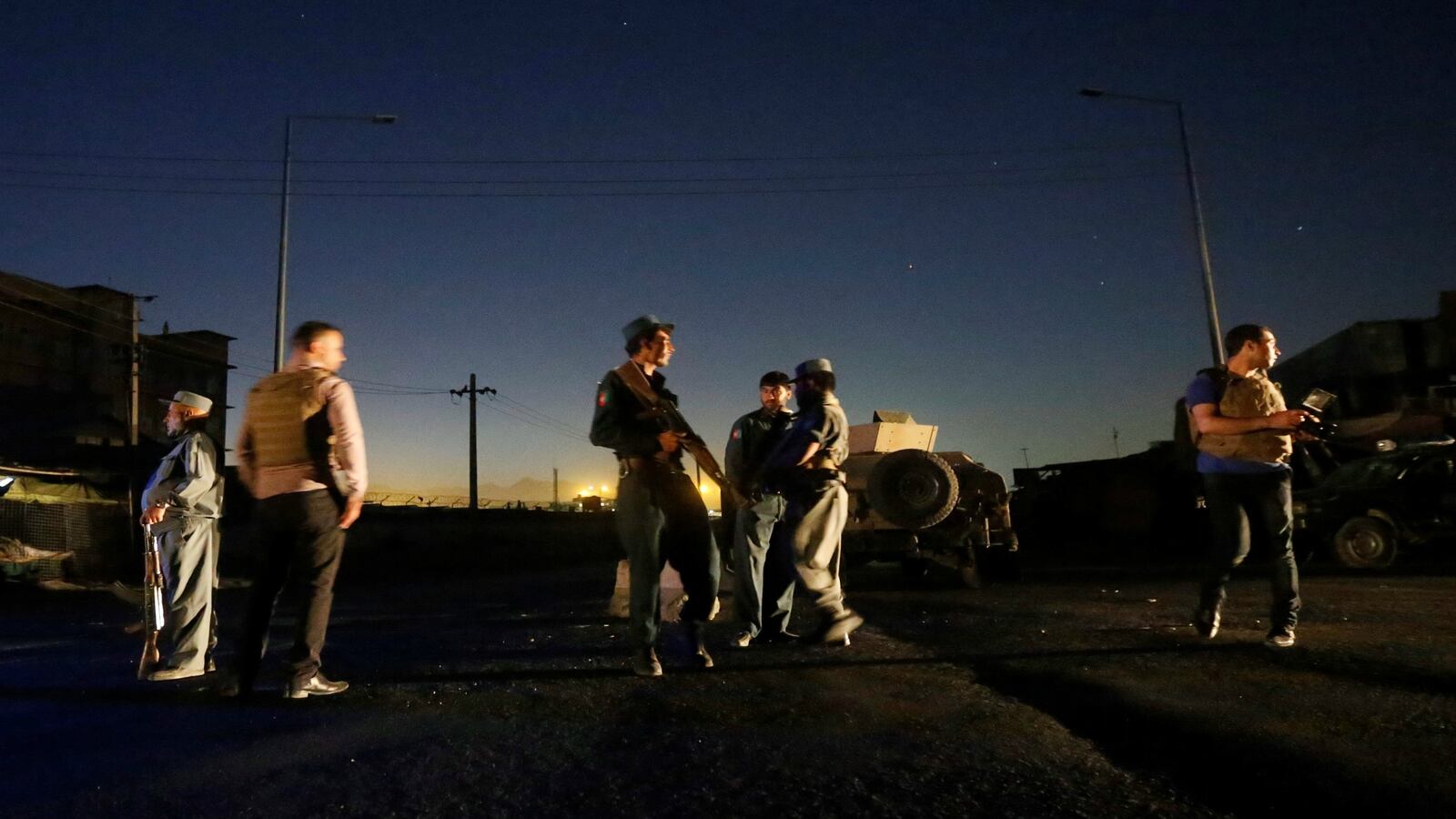 cheats/2016/08/01/4-dead-in-kabul-hotel-attack/160801-kabul-attack-cheat_s3o01c