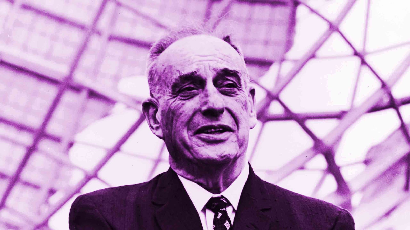 170519-caro-power-tease-2_u5hgal