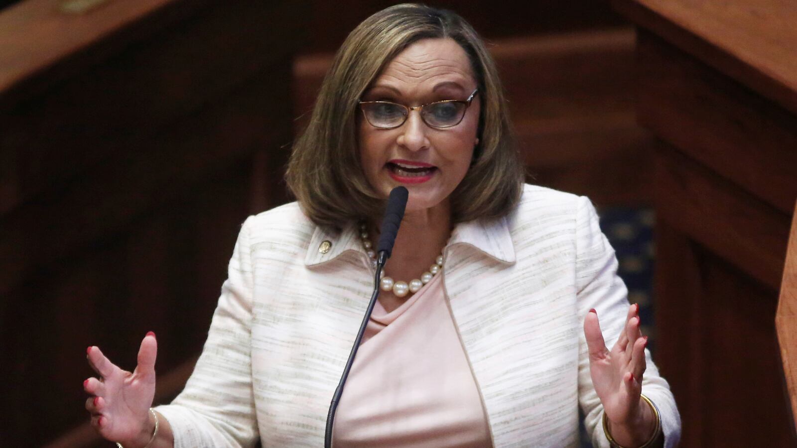 2019-05-14T225835Z_956286439_RC130AB8A160_RTRMADP_3_USA-ABORTION-ALABAMA_avbbux