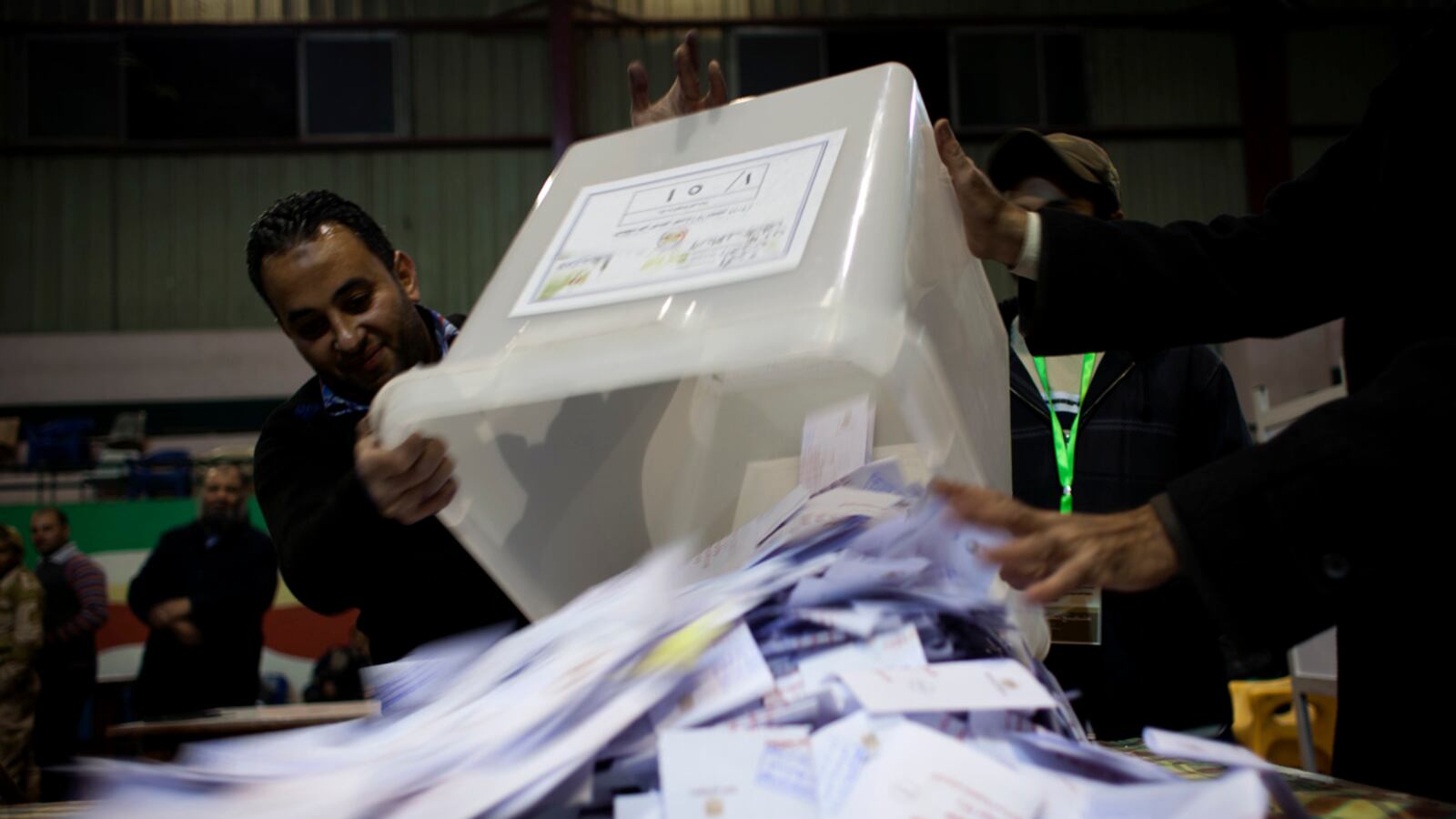 cheats/2012/12/24/egyptian-judges-investigate-constitution-vote/egypt-election-result-investigation-cheat_lybv4g