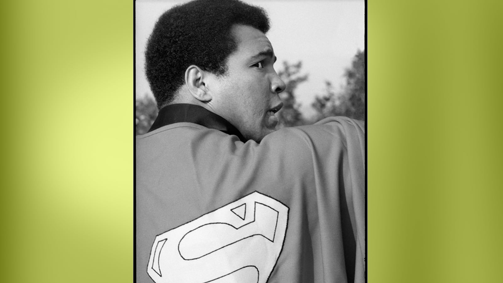 articles/2016/06/07/two-interviews-and-three-photos-of-muhammad-ali-the-once-and-future-champ/160606-Wilstein-ali-tease_yot5hn