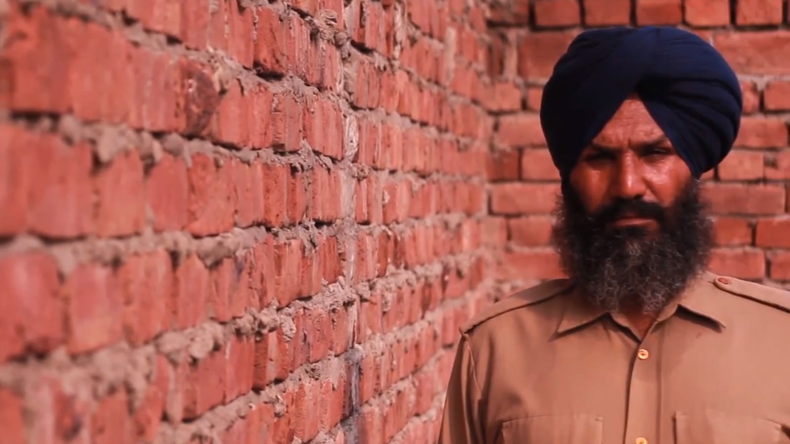 articles/2014/05/25/whistleblower-exposes-india-s-murderous-cops/140523-whistleblower-tease_vdlotd