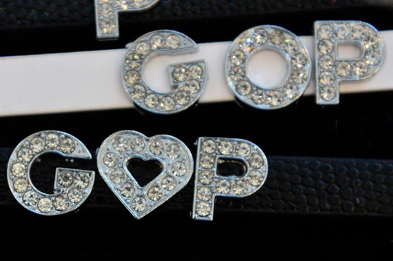 articles/2013/05/28/the-gop-s-pitiful-reformers/130527-Avlon-Dole-embed_xp9ngm