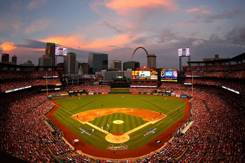 galleries/2014/04/21/best-bang-for-your-buck-baseball-stadiums-photos/mlb-stadium-rankings-stlouis_slzx5w
