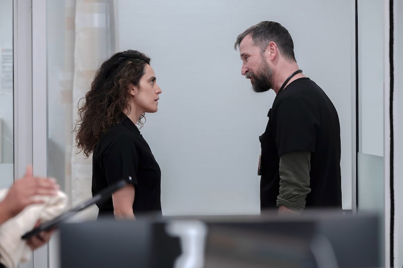 Sepideh Moafi, Noah Wyle