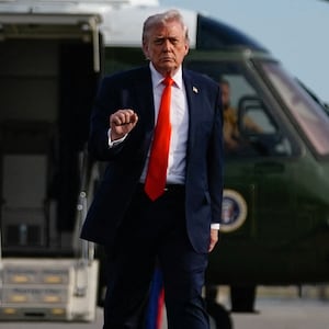 U.S. President Donald Trump disembarks Marine One to board Air Force One at Ocala International Airport in Ocala, Florida, U.S., May 1, 2026. REUTERS/Nathan Howard