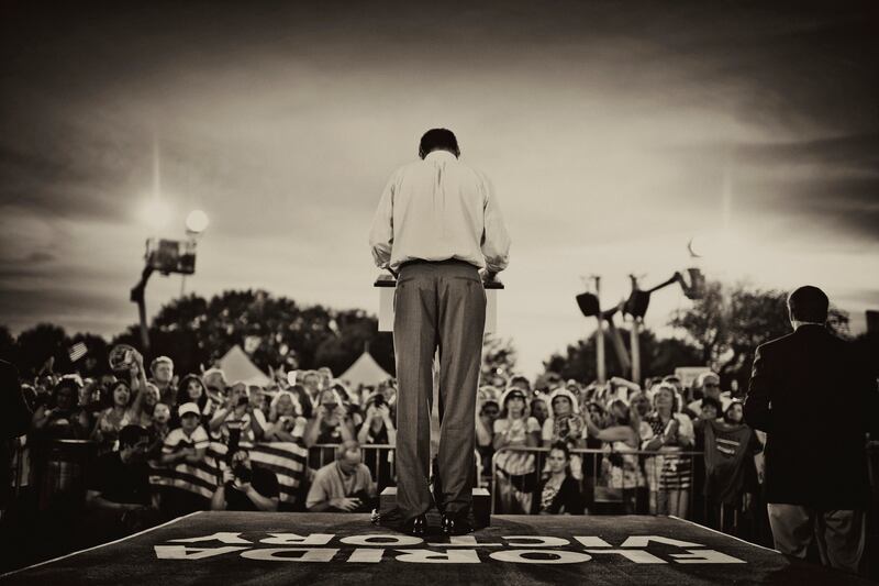 galleries/2012/10/10/charles-ommanney-stumps-with-mitt-romney-in-florida-photos/mitt-romney-in-florida-charles-ommanney-photos-13_hg3x6y