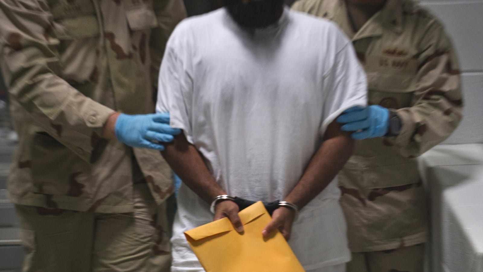 cheats/2011/12/19/u-s-could-transfer-gitmo-inmates/us-may-release-detainees-gitmo-cs_sldebg