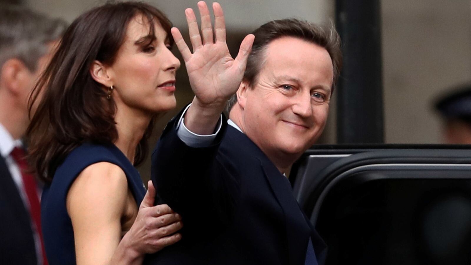 articles/2016/08/08/david-cameron-s-unapologetic-return-to-the-millionaire-lifestyle/160807-Sykes-David-Cameron-tease_mnsl3k