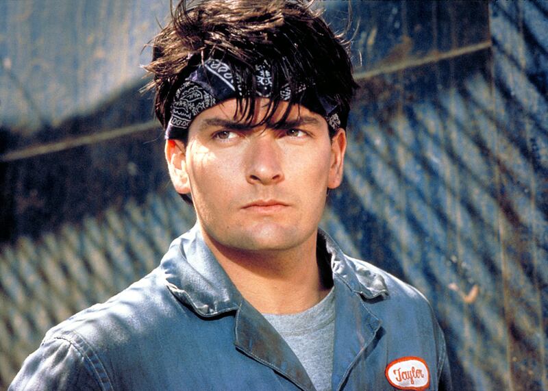 galleries/2010/10/26/charlie-sheen-s-self-help-manual/charlie-sheen---men-at-work_sfvqmk