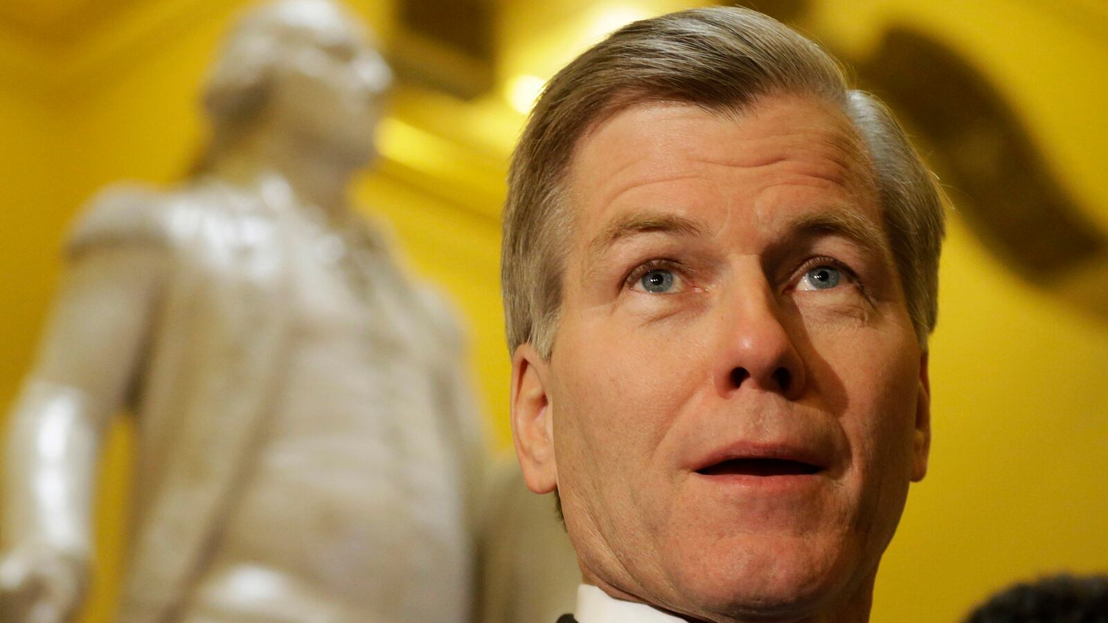 cheats/2013/04/10/va-gov-15k-for-her-wedding-was-a-gift/130410-va-gov-wedding-cheat_frgxi7