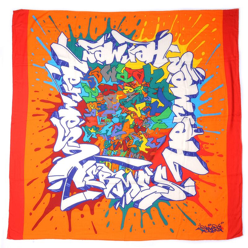 galleries/2014/05/02/saddle-up-johnny-weir-does-the-kentucky-derby-photos/140429-weir-kentucky-derby-fashion-hermes-graffiti_fdinhk