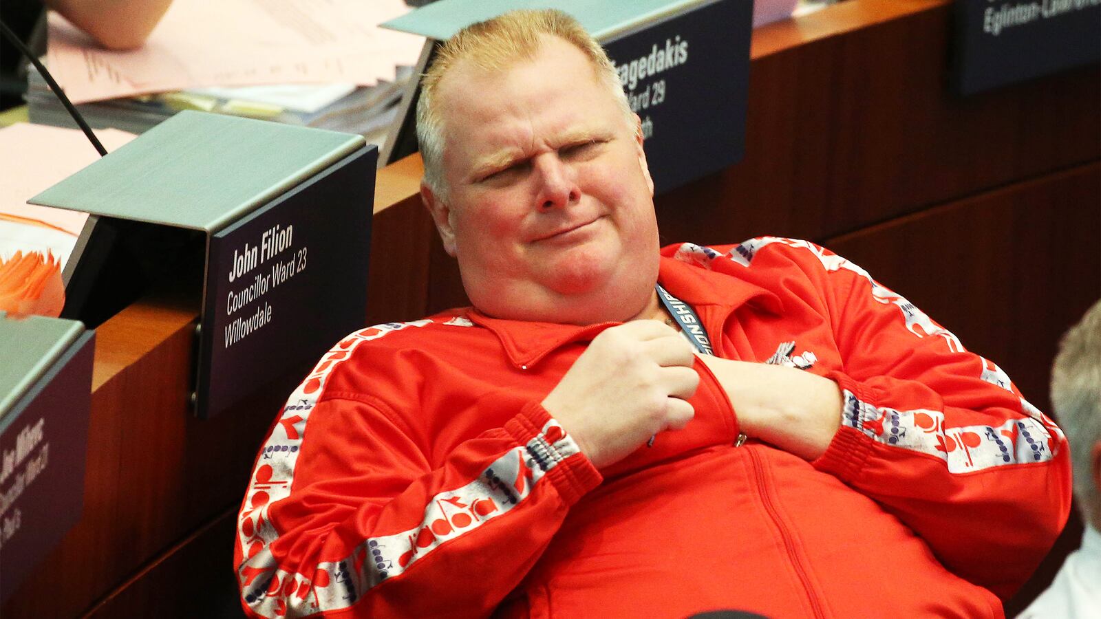 201120-craig-crack-tease_br6mew