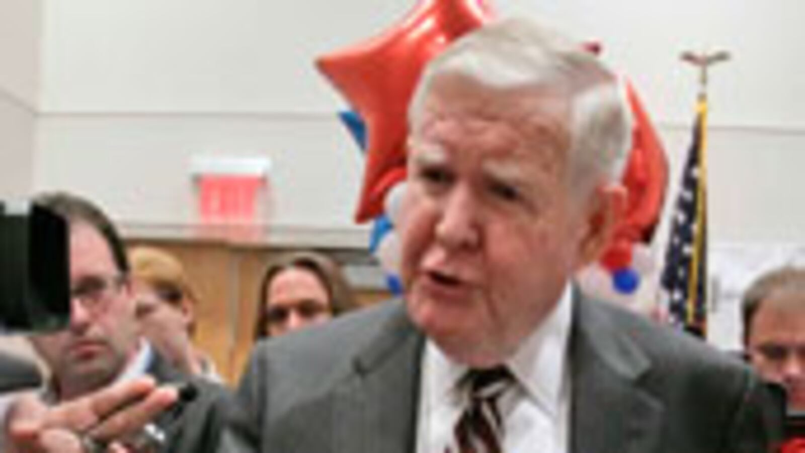 articles/2010/02/12/the-democrats-big-gun/beinart-murtha_81579_kq4y9l