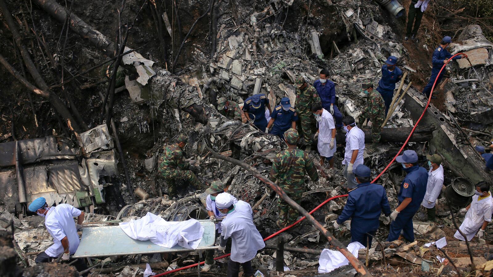 cheats/2014/05/17/laos-defense-chief-killed-in-plane-crash/140717-plane-crash-cheat_eamd3z