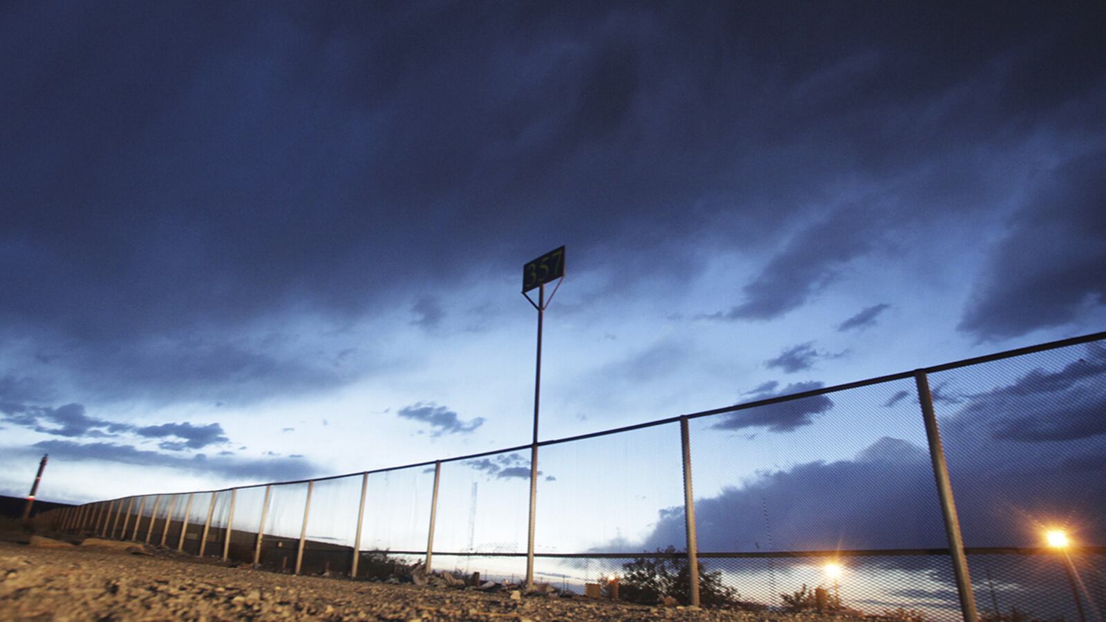 cheats/2014/07/21/human-smuggling-industry-booms-on-border/140721-border-coyotes-cheat_yq4vje