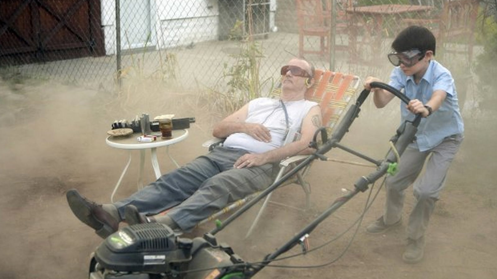 articles/2014/09/06/meet-vincent-mckenna-your-new-favorite-bill-murray-character/27-st-vincent_x9nq5n