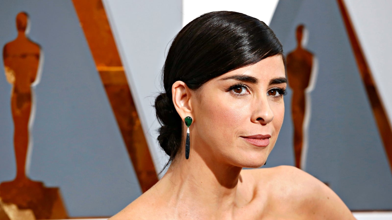 cheats/2016/07/06/sarah-silverman-reveals-near-death-experience-i-m-insanely-lucky-to-be-alive/160706-sarah-silverman-cheat_hd6ca1