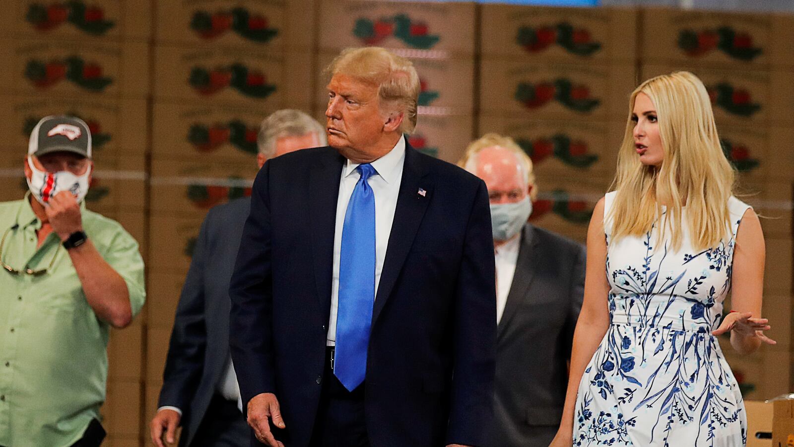 2020-08-24T200743Z_937351522_RC2KKI9VJ2A9_RTRMADP_3_USA-TRUMP_otbovd