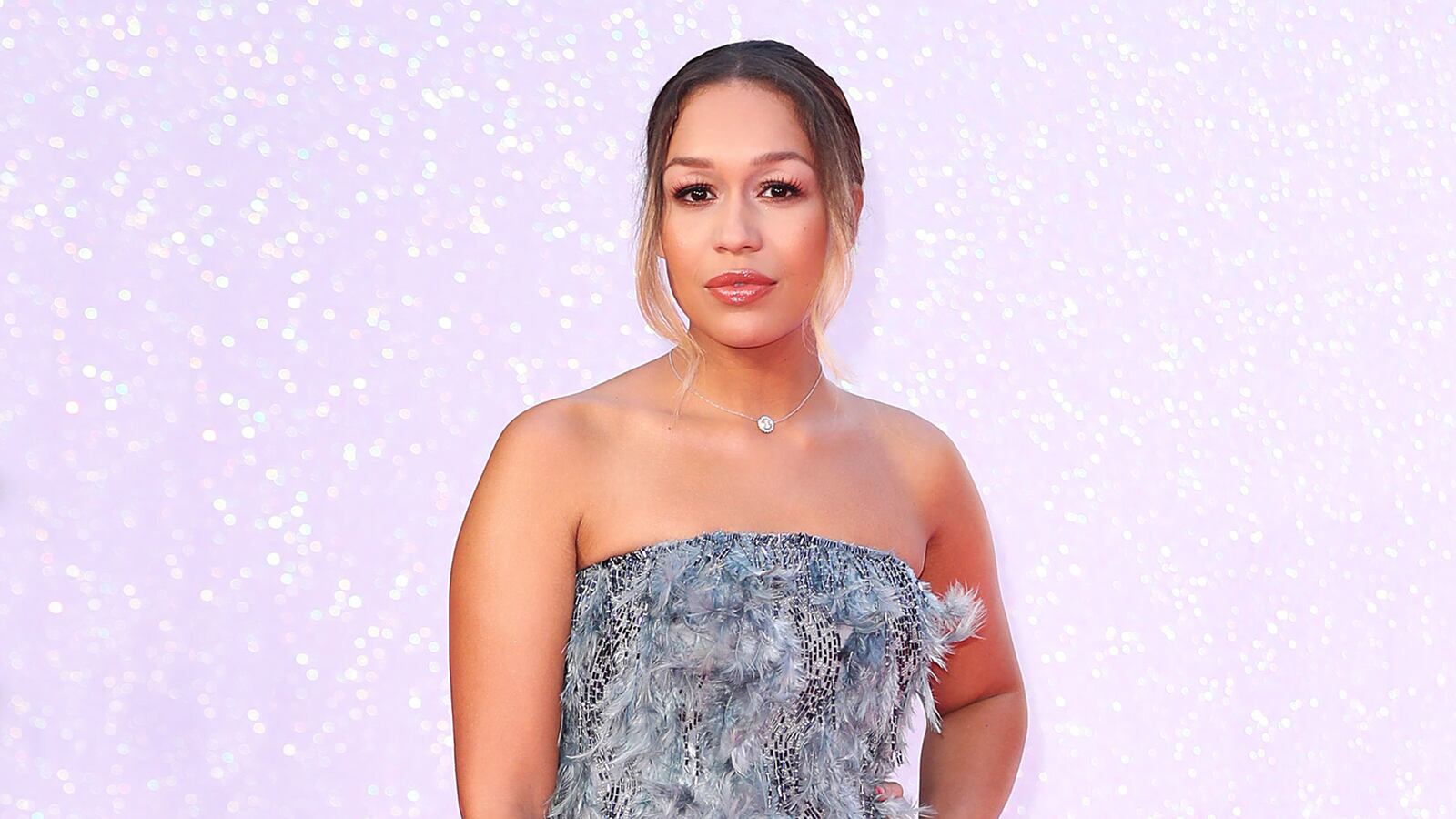 articles/2017/01/03/meet-rebecca-ferguson-the-singer-who-wants-to-perform-strange-fruit-at-trump-s-inauguration/170103-wilstein-rebecca-ferguson-tease_rlbhih