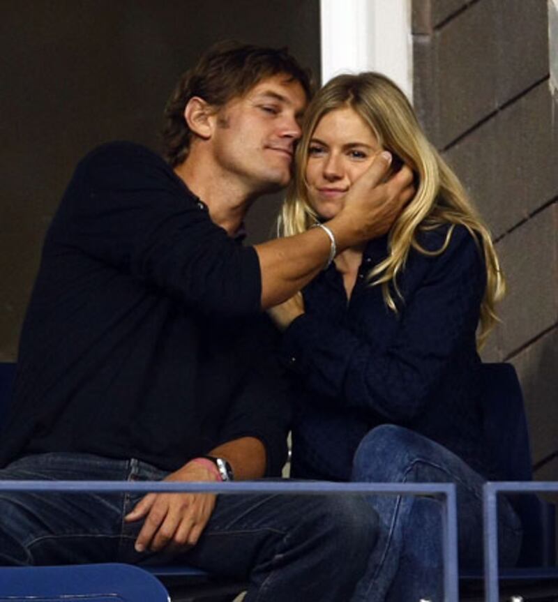 galleries/2009/09/08/celebs-at-the-us-open/celeus-open---miller_oiz7ph